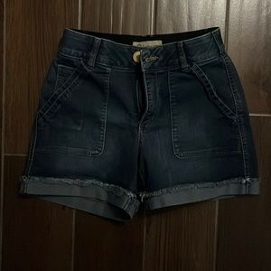 High rise size 2 dark wash shorts with cute front pockets